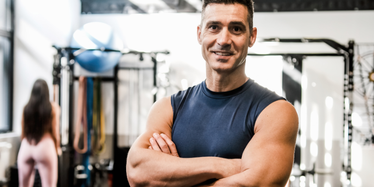 man on injection testosterone
